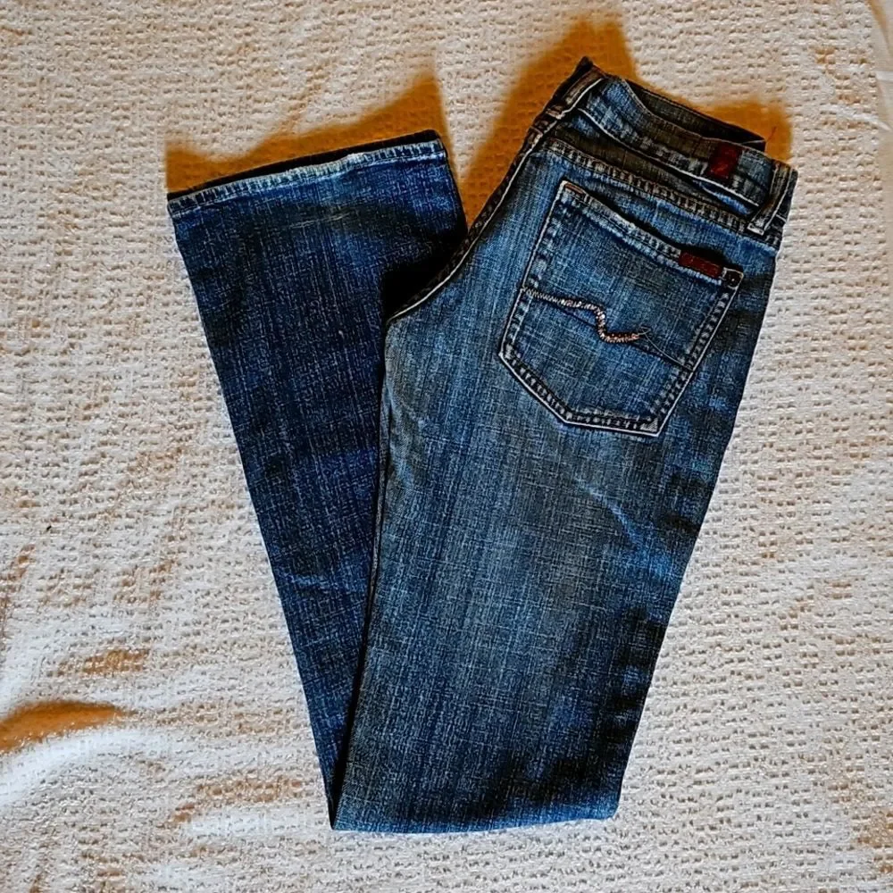 7 For All Mankind women's jeans. Pink sequenon back pockets, Y2K style - Picture 1 of 6